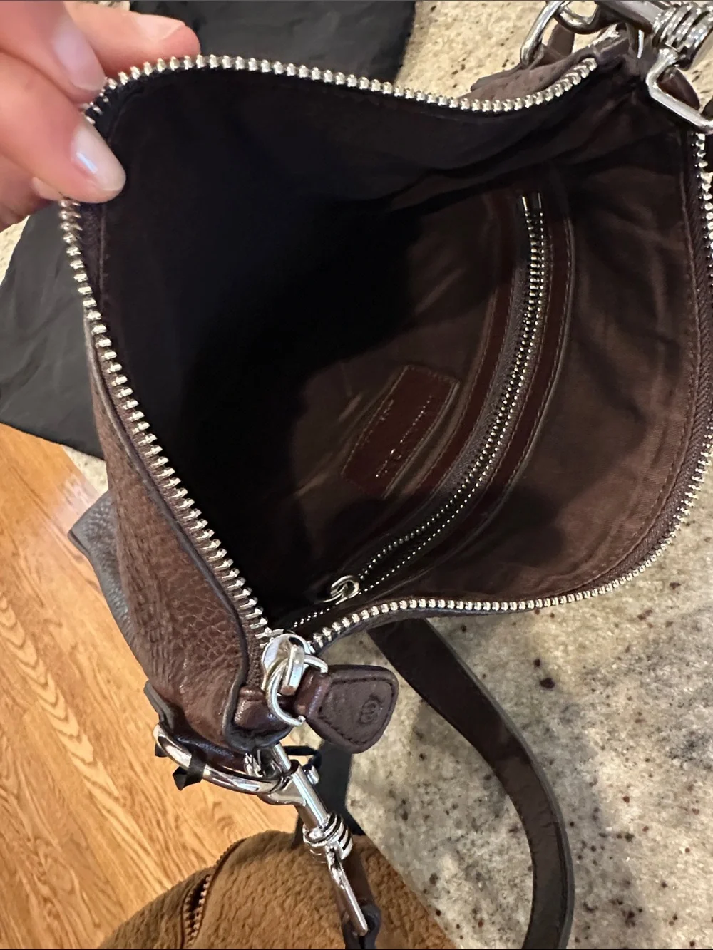 Massimo Dutti cross body shoulder bag - leather - chocolate brown w dust bag NWT
